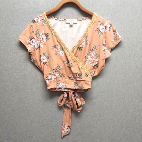 No Comment Floral Wrap Top Sz L Lace Trim Tie Y2K Cottagecore Coquette Romantic - Picture 2 of 14